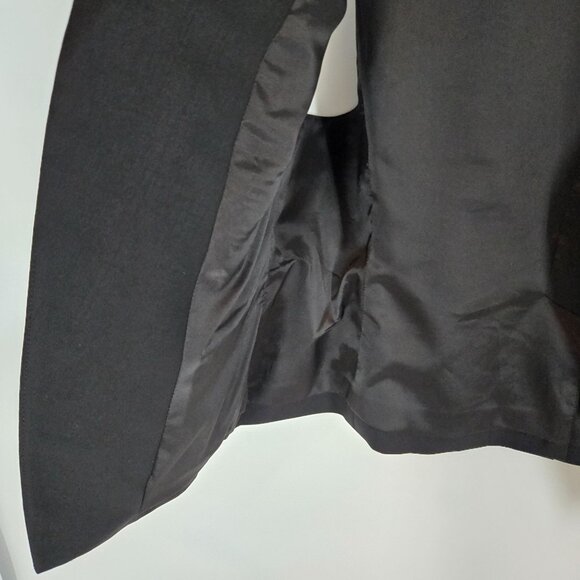 Theory Black Wool Open Front Short Vest Menswear Inspired Women's Size 8 - Picture 5 of 9